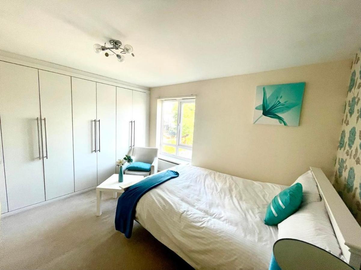 Lakeside Stylish 3 Bedroom House Grays Luaran gambar
